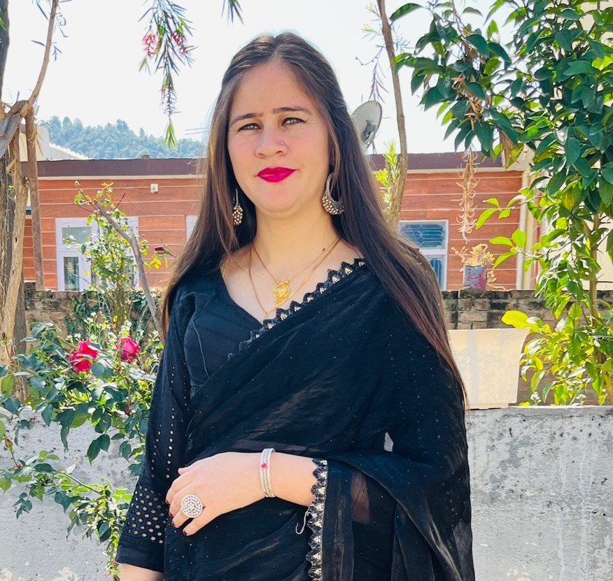 85-Nazia
